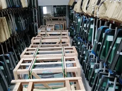 Kính Chắn Gió Xe Granvia